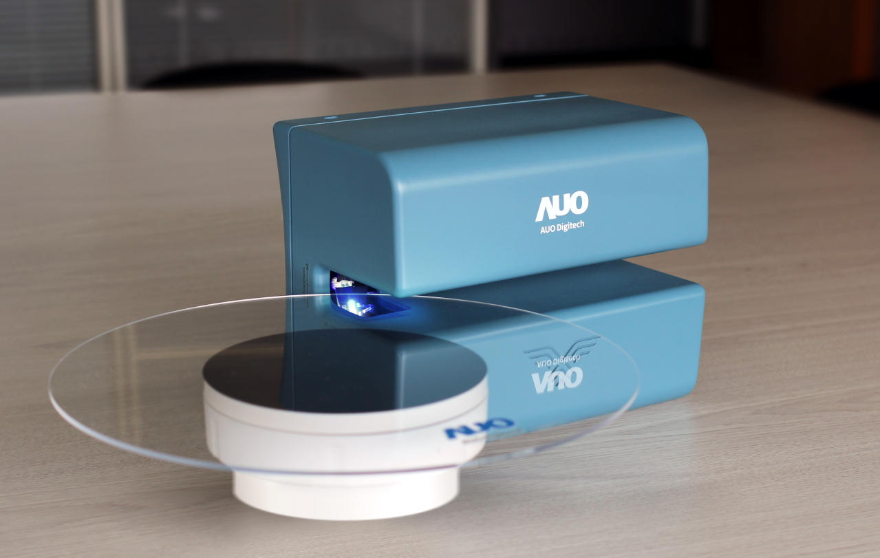 達擎寬視角3D醫療顯示器，協助醫護團隊成員於手術進行時，皆能看到一致性的3D影像，提高溝通效率，使手術更精準、快速完成達擎寬視角3D醫療顯示器，協助醫護團隊成員於手術進行時，皆能看到一致性的3D影像，提高溝通效率，使手術更精準、快速完成