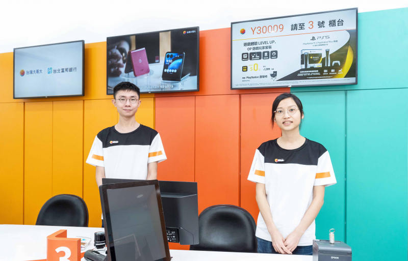 台灣大哥大導入創利空間IMPRESS雲端數位內容公播管理系統，可從總部遠端管理及即時推播行銷文宣至全台目標門市