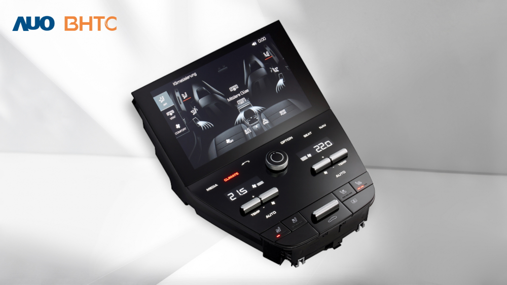 作為友達新生力軍，BHTC所展示的中央與後座鞍部的Display HMI產品，可處理多區恆溫控制、顯示畫面，呈現仿真3D車室分區；以力傳感技術精準傳遞觸感，並結合音量及震動反饋，防止意外啟動，提供使用者自然流暢、直觀且輕鬆駕馭的舒適介面