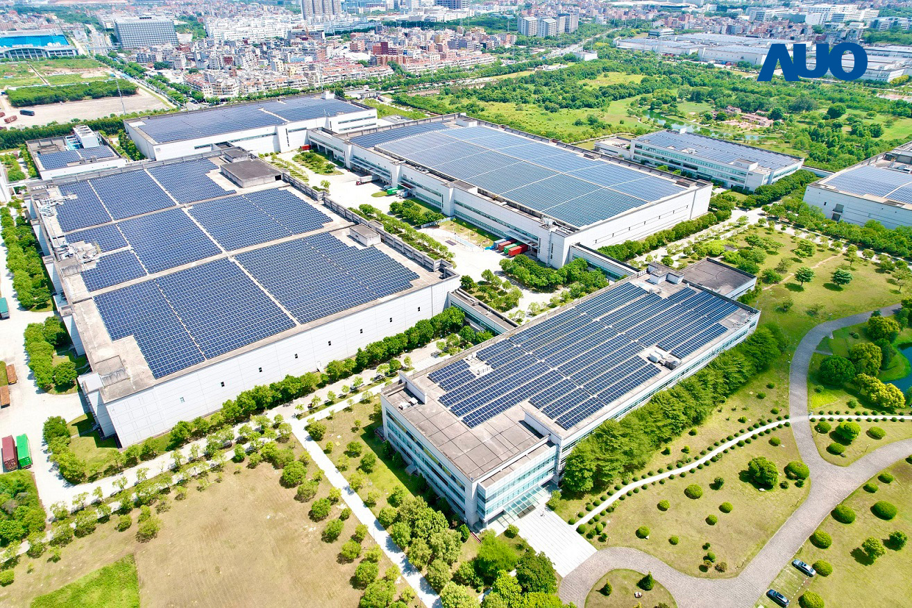 世界杯下单平台网站官网厦门推动智能制造同时，透过绿电创能纵深推进绿色转型，厂区全屋顶铺设太阳能光伏板，每年太阳能发电 2,600多万度